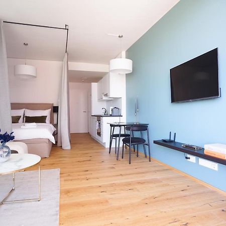 Boutique Studio With Terrace And Pool Відень Екстер'єр фото